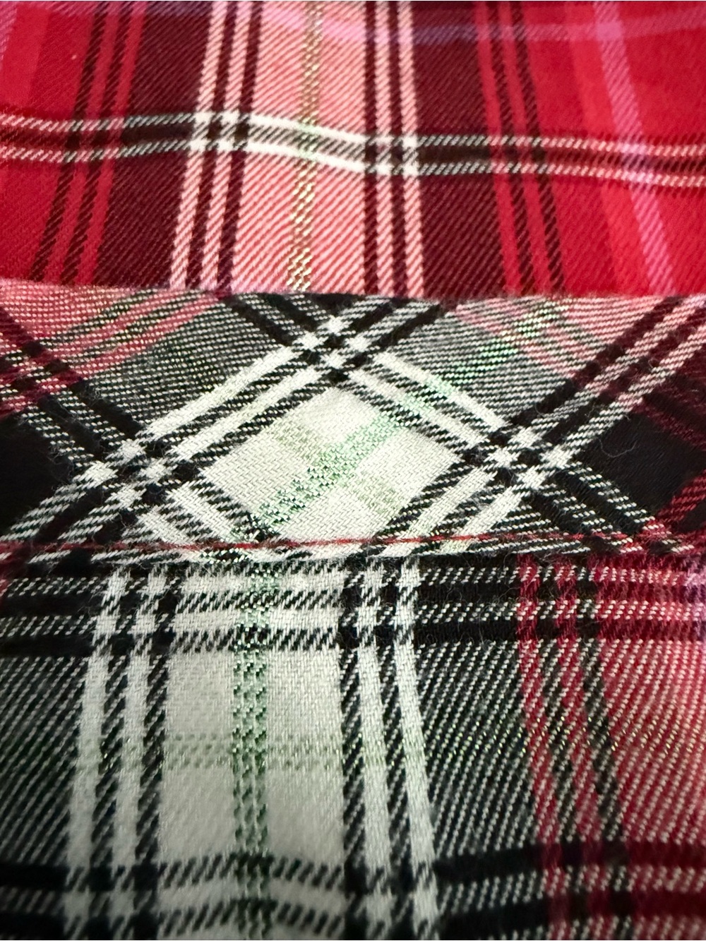 Victoria's Secret Red Black Plaid Pajama Set | Subtle Silver Shimmer Thread - Picture 4 of 14